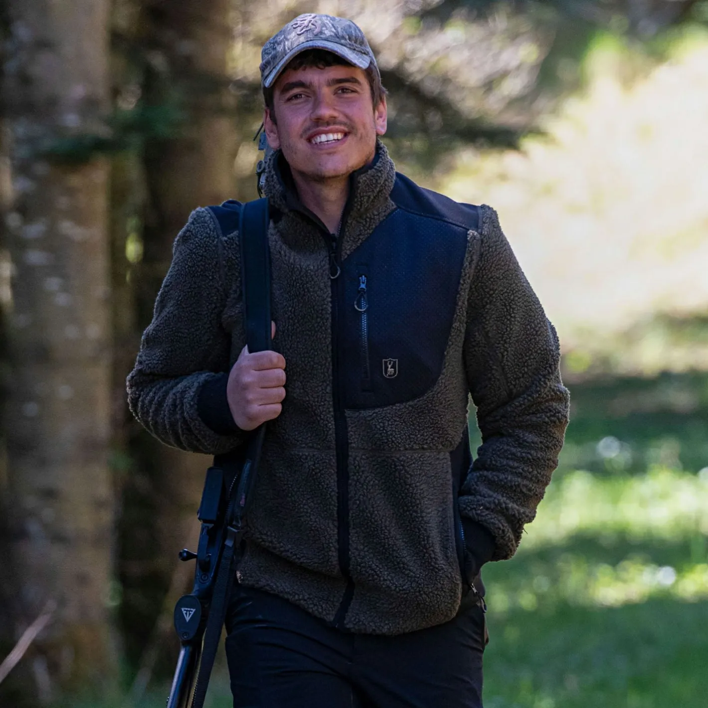 Online Deerhunter Strykari Faserpelzjacke Herren (Adventure Green)
