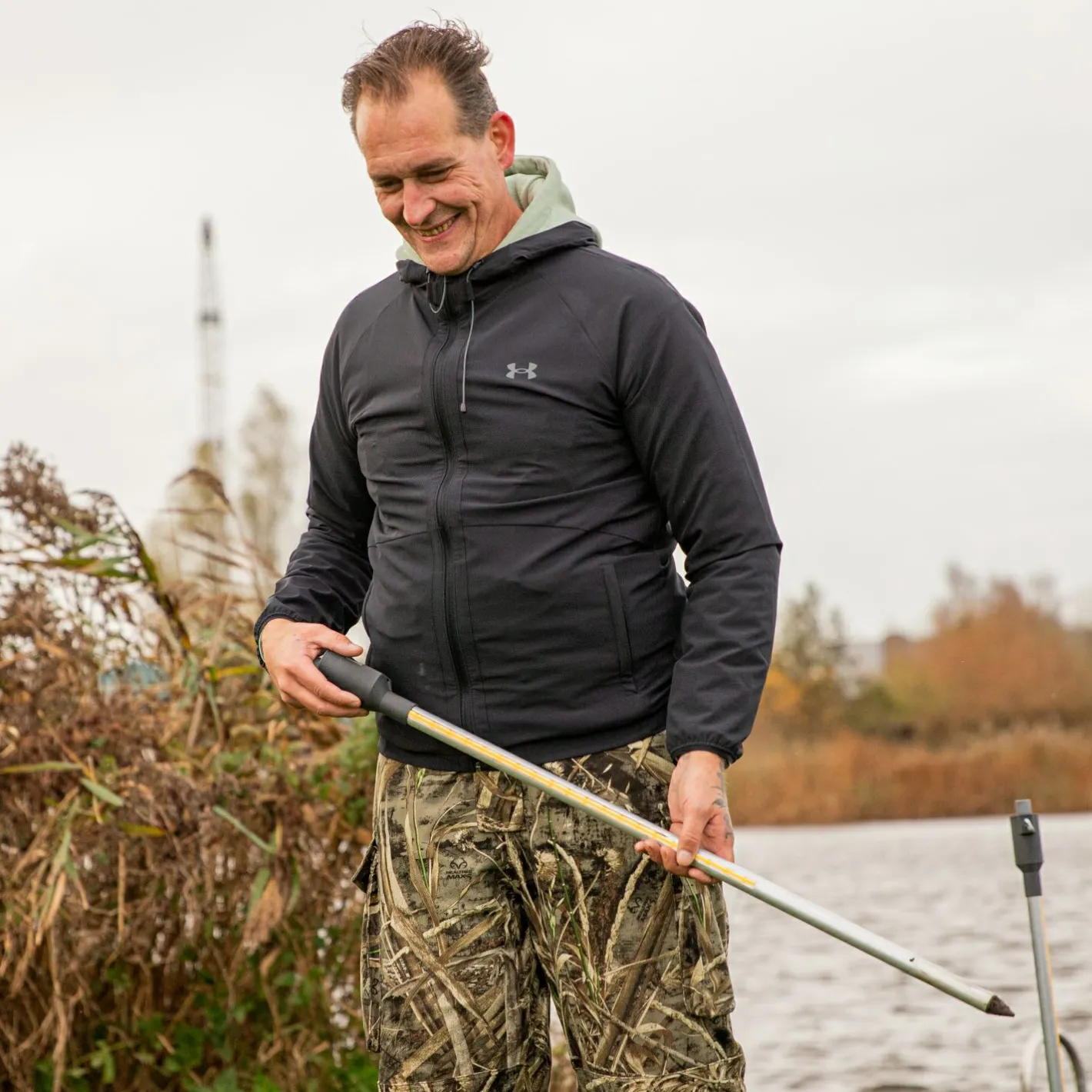 FishSense B.V. Angellampen Und Co.|Angelboote ·Campinglampen & -Strahler<LumiCatch (Support)