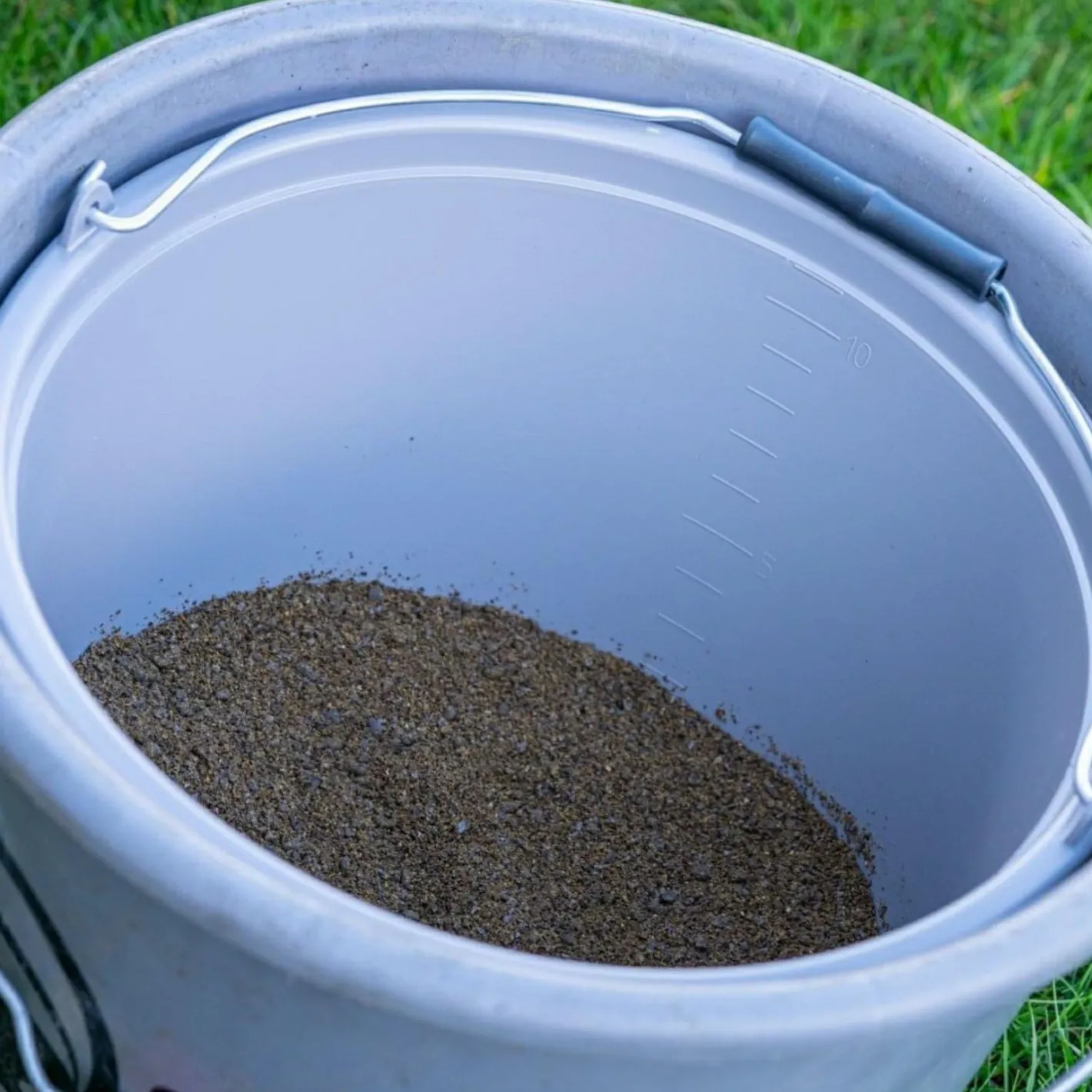 Guru Angelkoffer & Angelboxen ·Futtereimer<Bucket Grey (18 l)